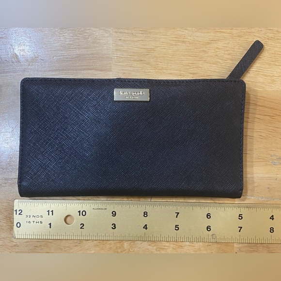 Kate Spade EUC Stacy Laurel Way Black Saffiano Leather Large Slim Bifold Wallet - Picture 10 of 11